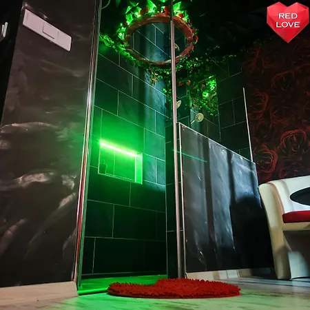 Love Apartmanok Eger * エゲル